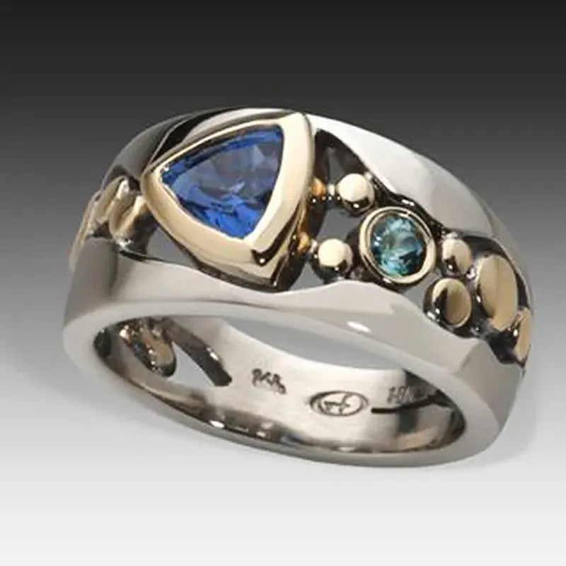 Leonie – Retro Blue Crystal Ring
