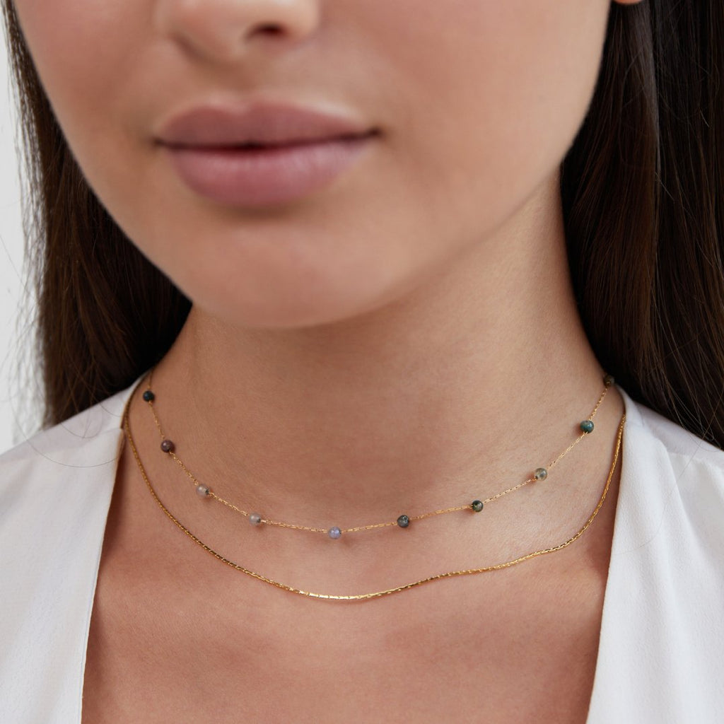Katharina – Rectangular Pendant Gold Necklace