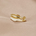 Beatrix – Elegant Gold Band Ring with a Minimalist Design