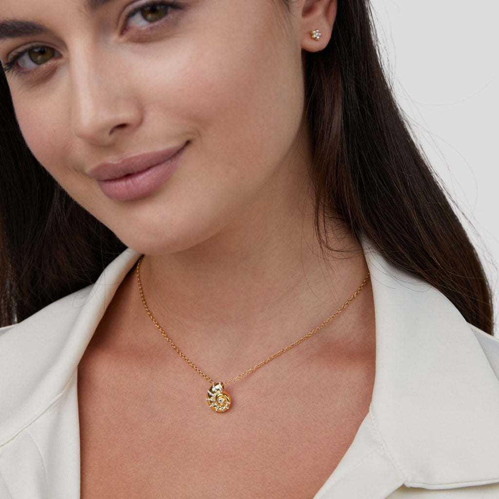 Rosalie – Heart-Shaped Gold Necklace