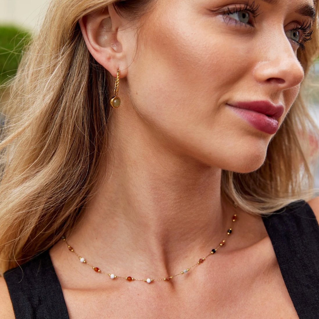 Gertruda – Vibrant Golden Necklace with Colorful Accents