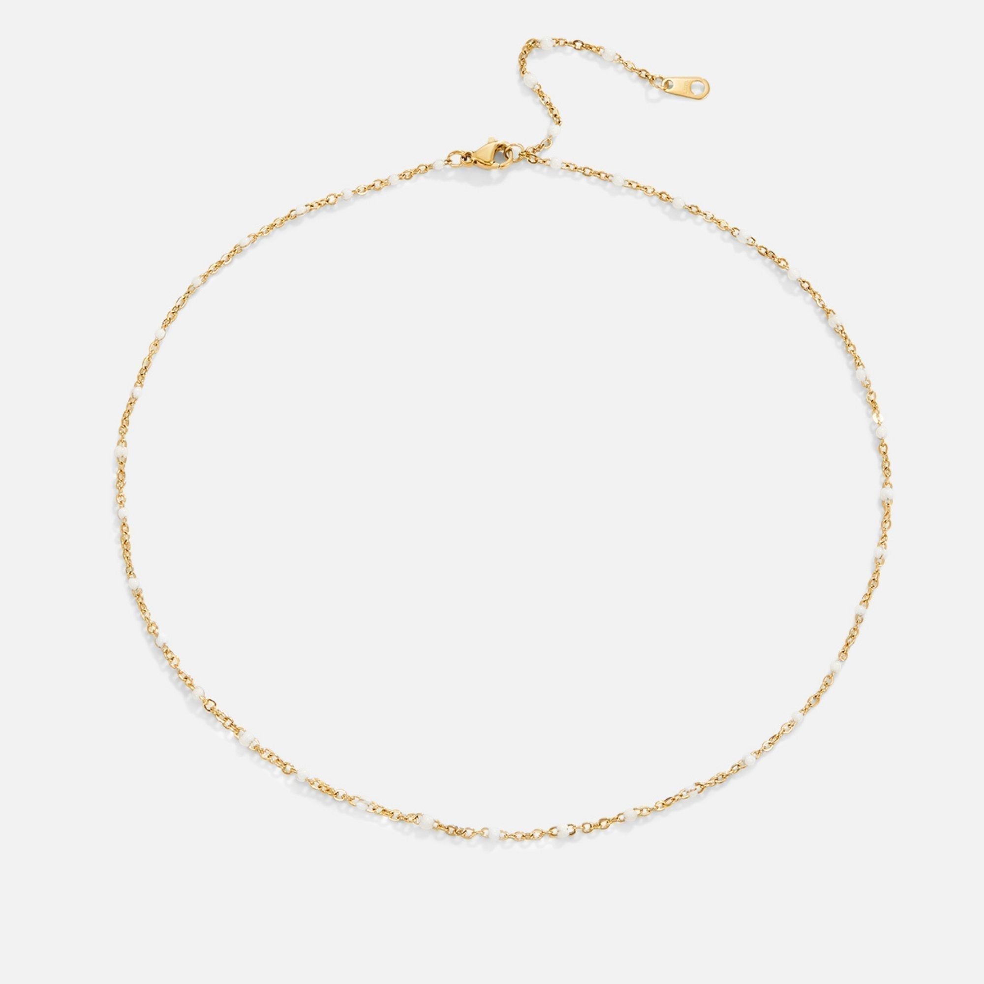 Sabina – Elegant Gold Choker Adorned with Mini Pearls