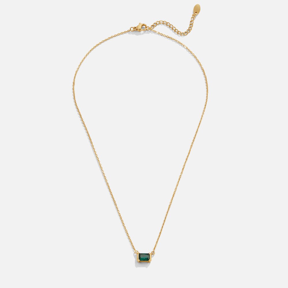 Liliana – Rectangular Pendant Gold Necklace