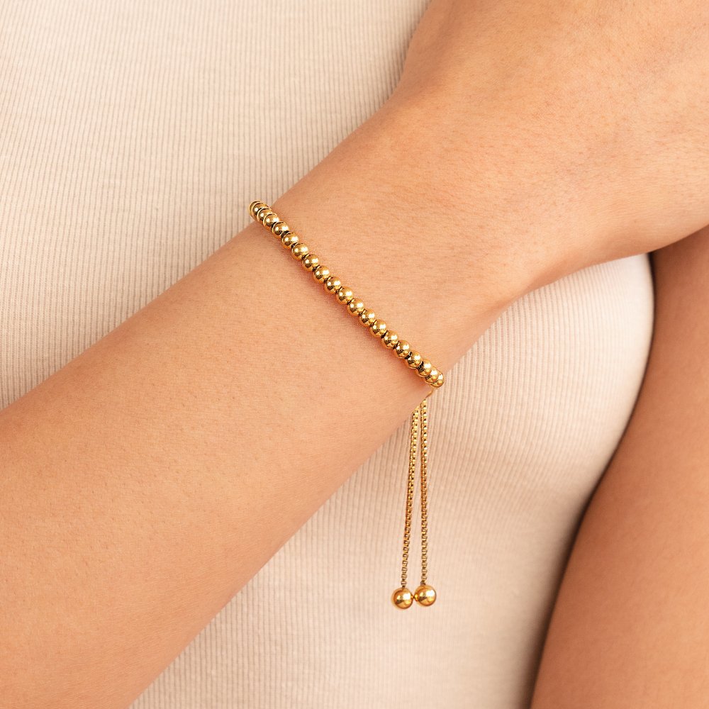 Adelina – Gold Bracelet Adorned with Nila Pearls