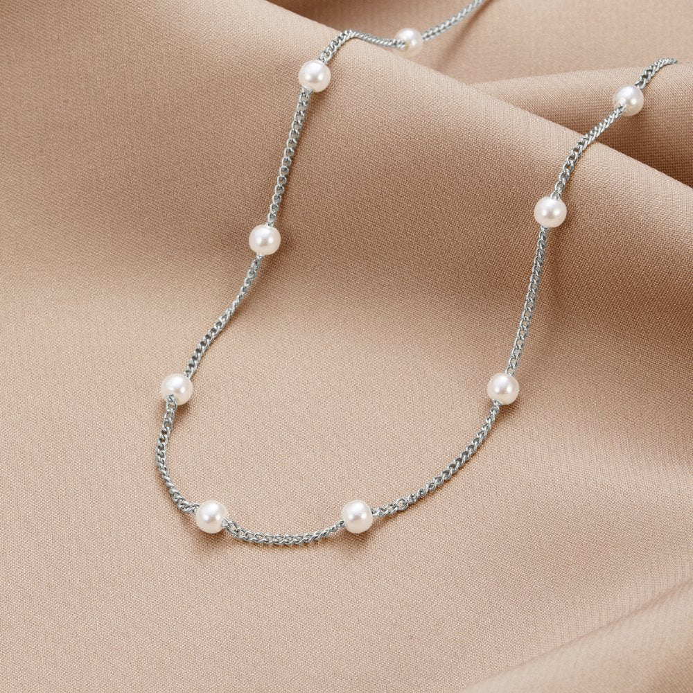 Johana – Floral Pendant Gold Necklace