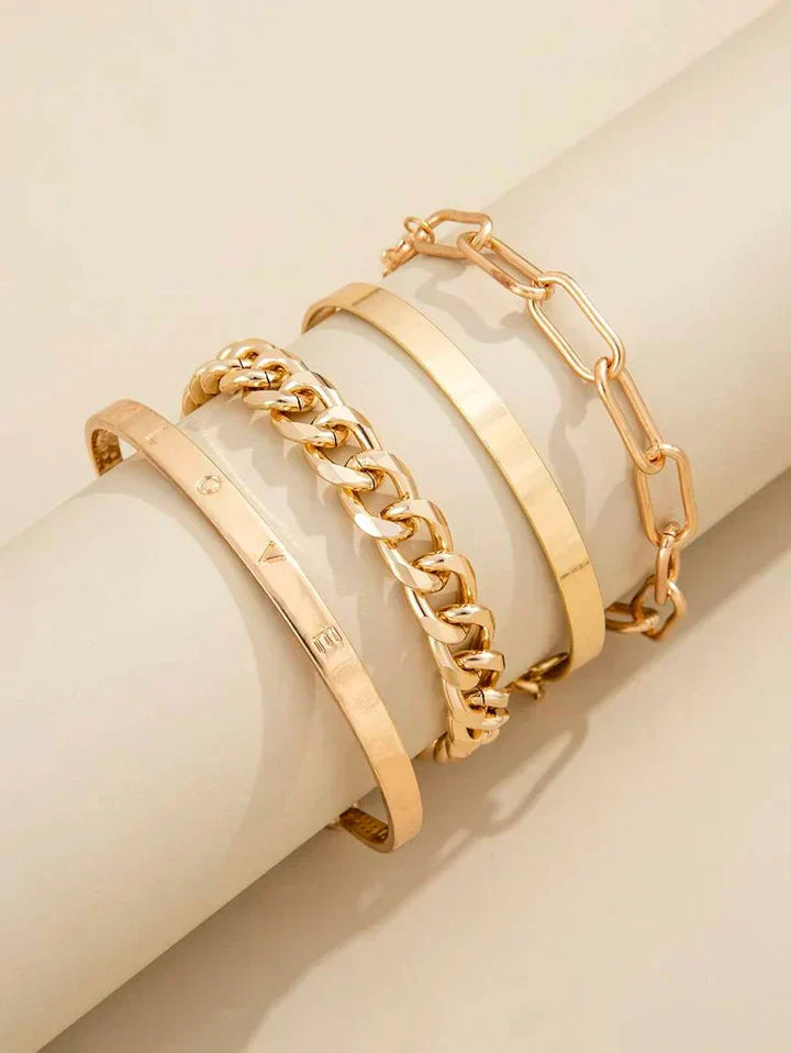 Chic Noemi Gold Bracelet Set