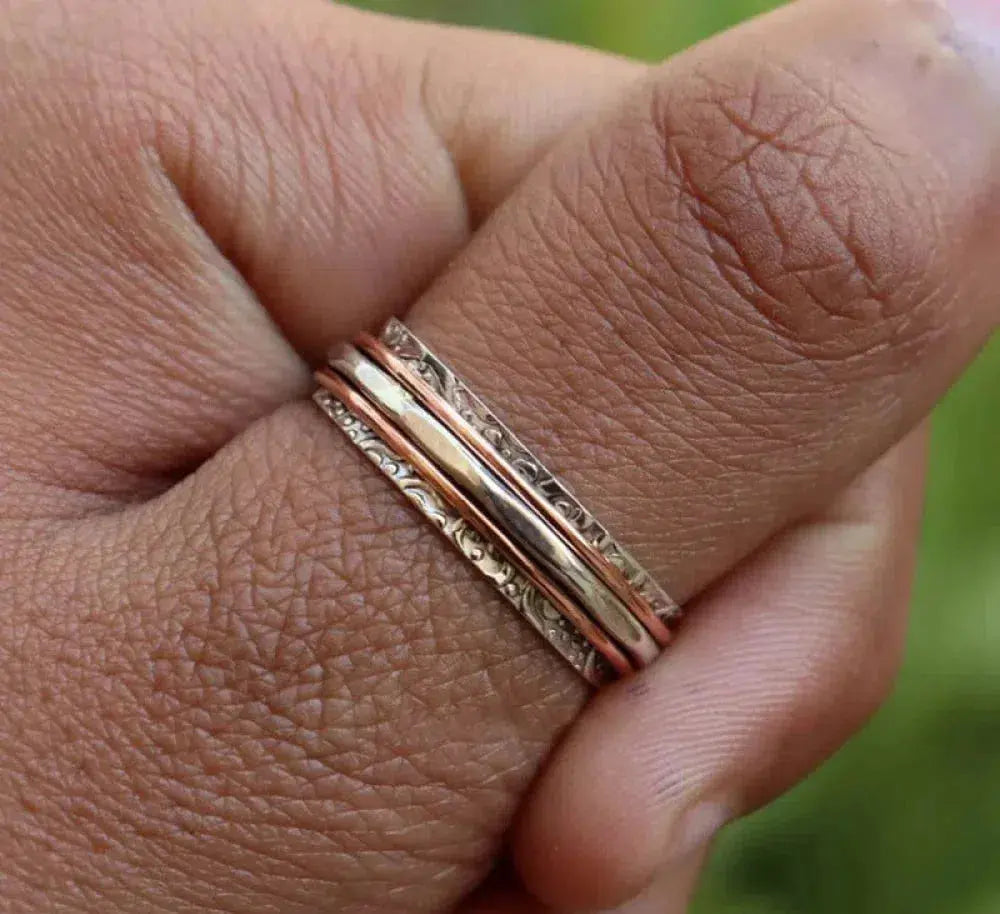Ella – Timeless Vintage Ring